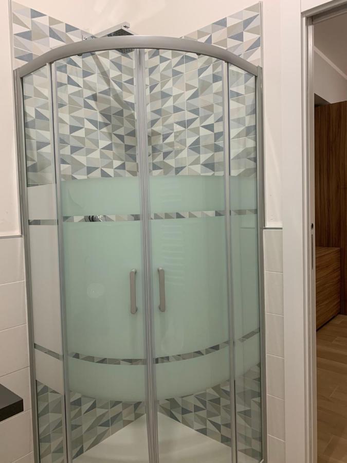 Gramsci 2 Rooms Болонья Экстерьер фото