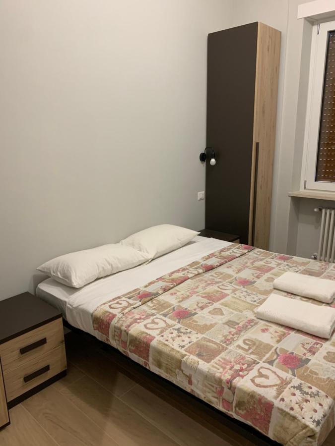 Gramsci 2 Rooms Болонья Экстерьер фото